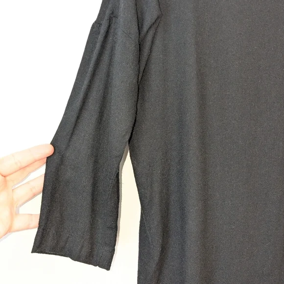 Black Crane Pleated Asymmetrical Cocoon Dress - Picture 4 of 7